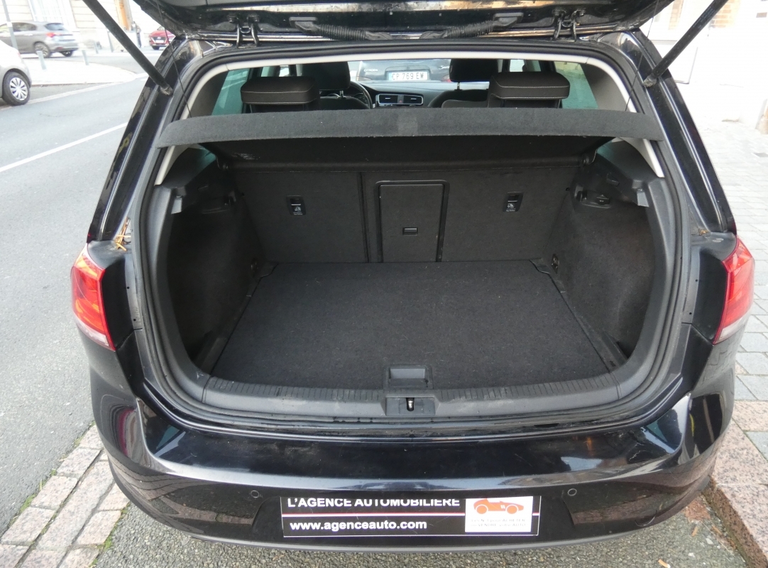 Volkswagen Golf — 10
